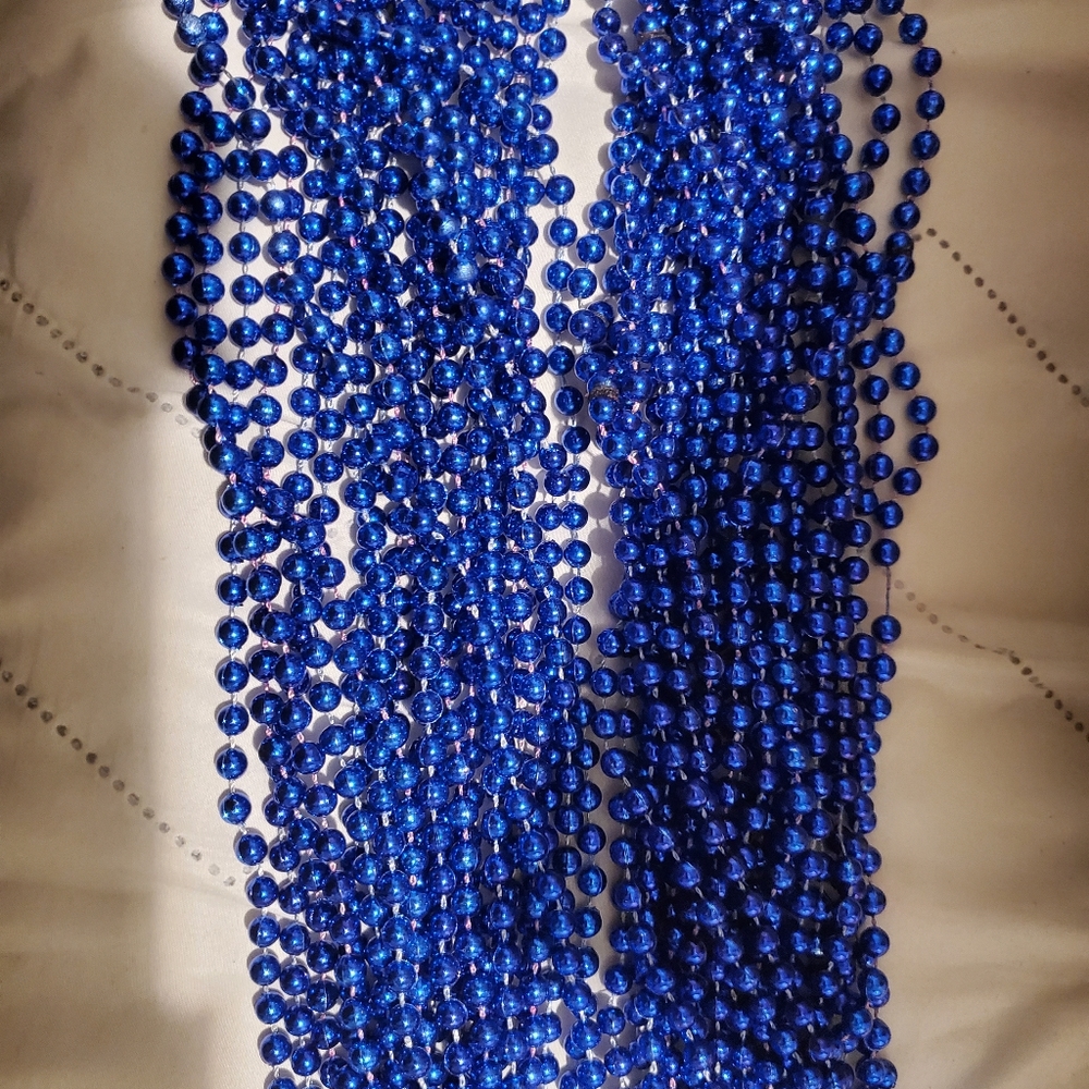 Madi Gra beads